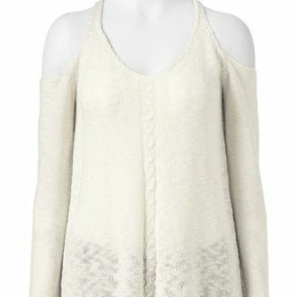 Knitted cold shoulder sweater